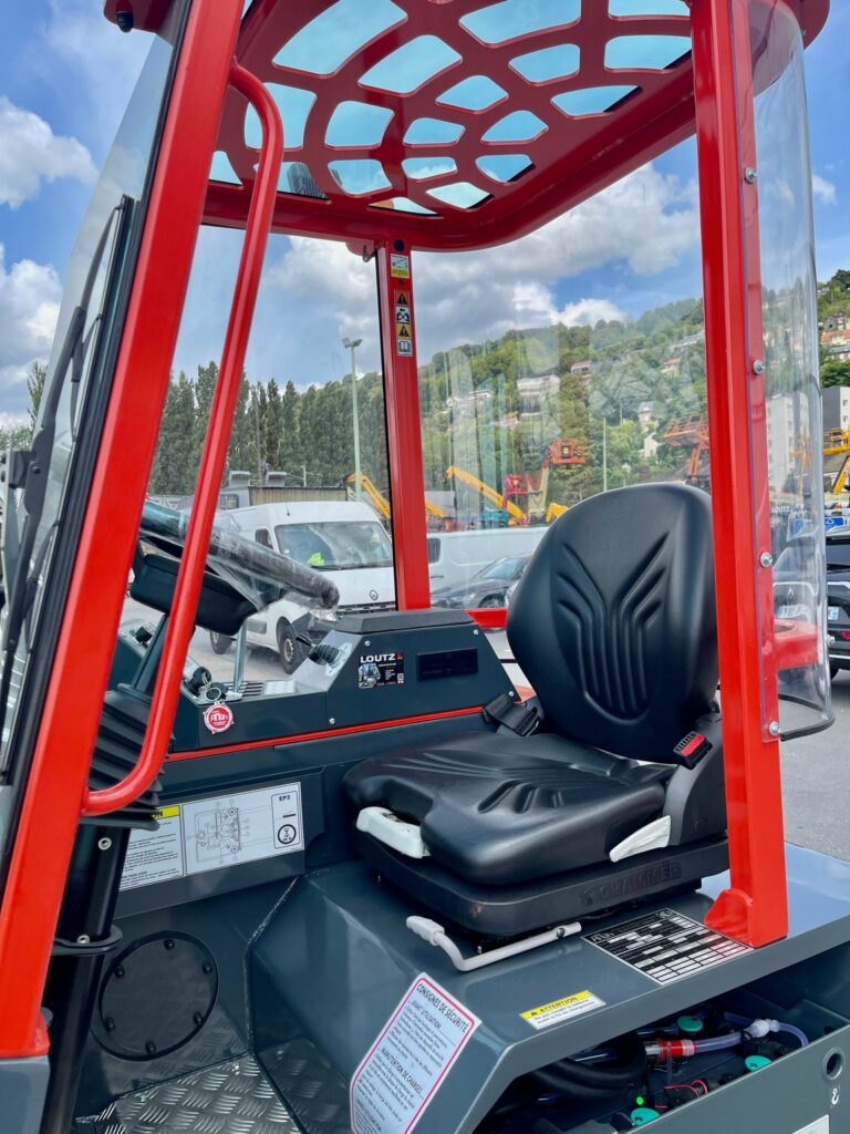Combilift - AGILIFT 3000E - chariot multidirectionnel