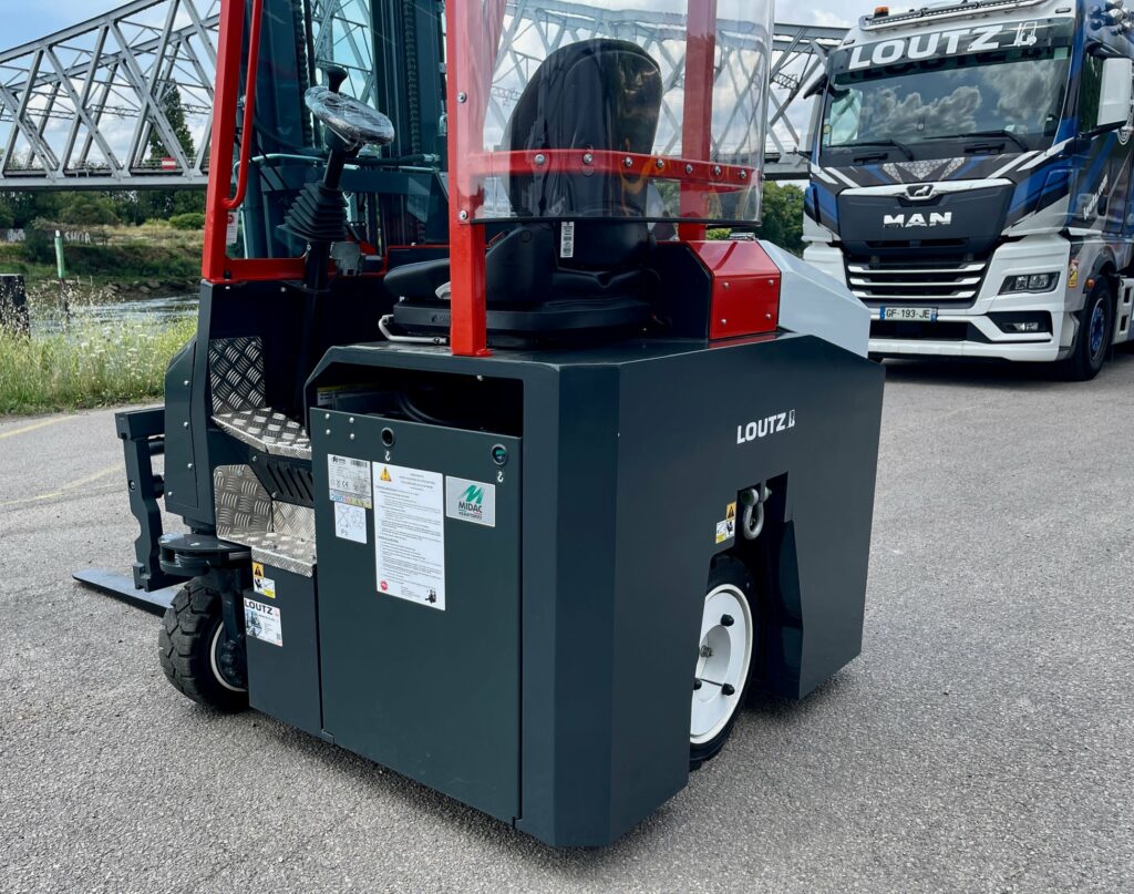 Combilift - AGILIFT 3000E - chariot multidirectionnel
