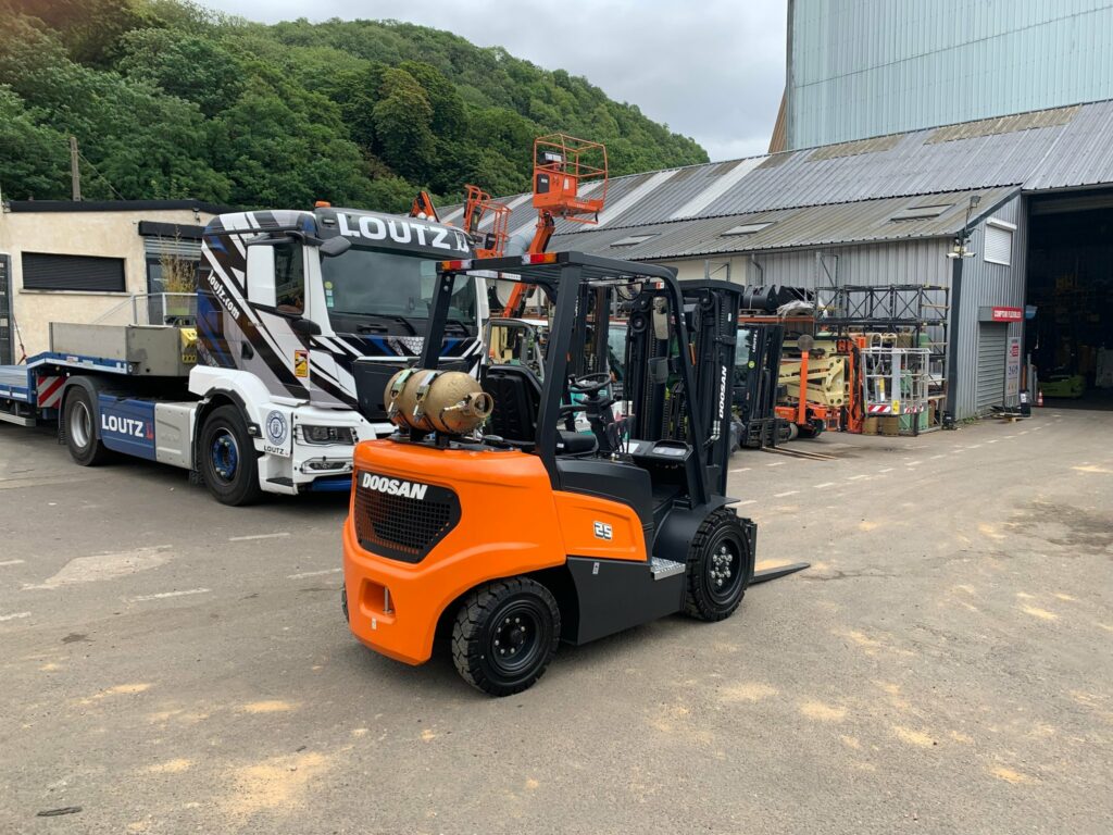 Doosan - G25NXP - chariot élévateur gaz