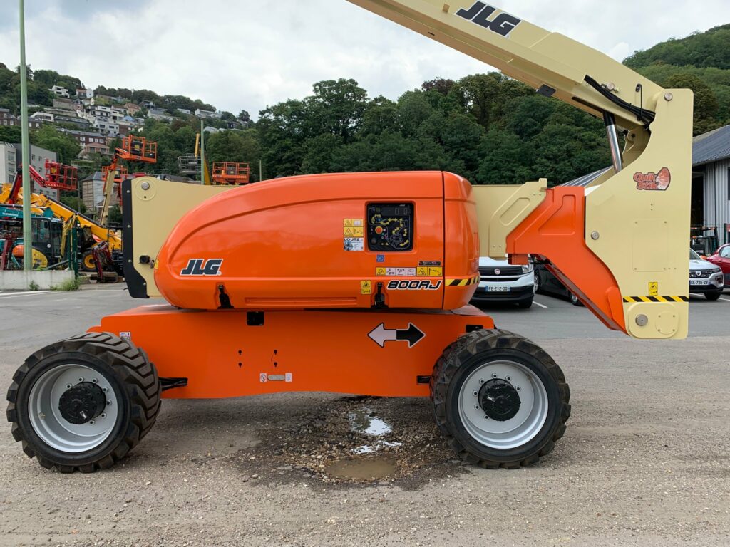 JLG - 800AJ - nacelle articulée
