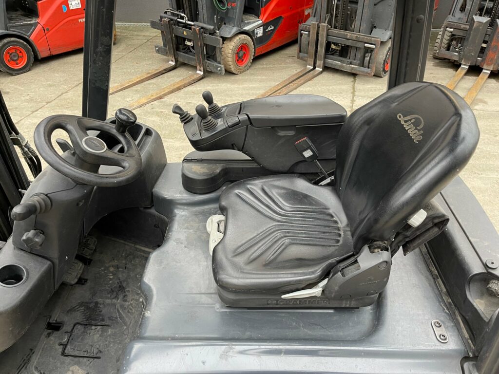 Linde - E16-02 - chariot élévateur électrique
