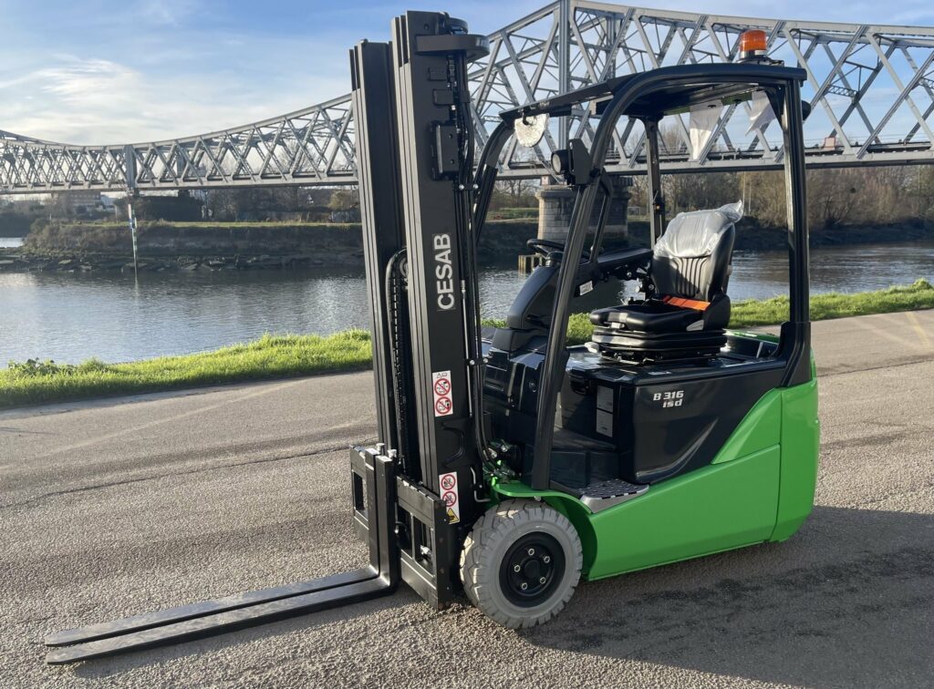 CESAB - B316II - chariot élévateur électrique
