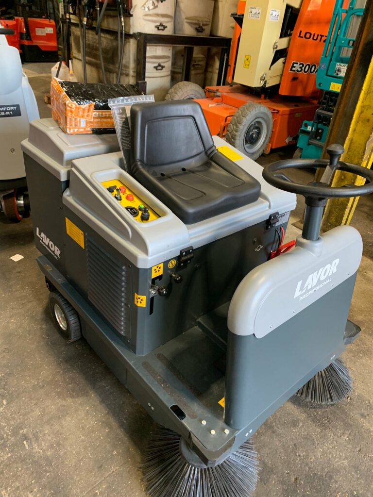 CLEAN MATERIEL - SWL R990 ET - balayeuse