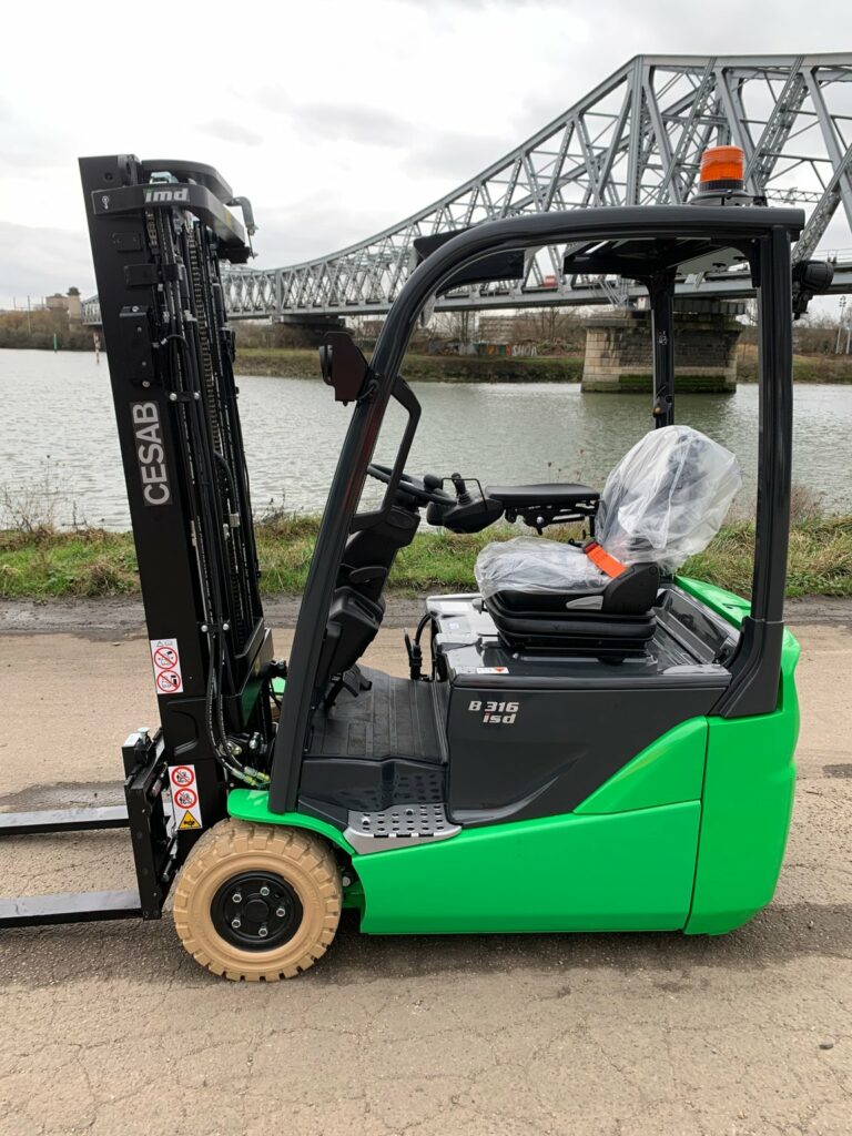 CESAB - B316II - chariot élévateur électrique