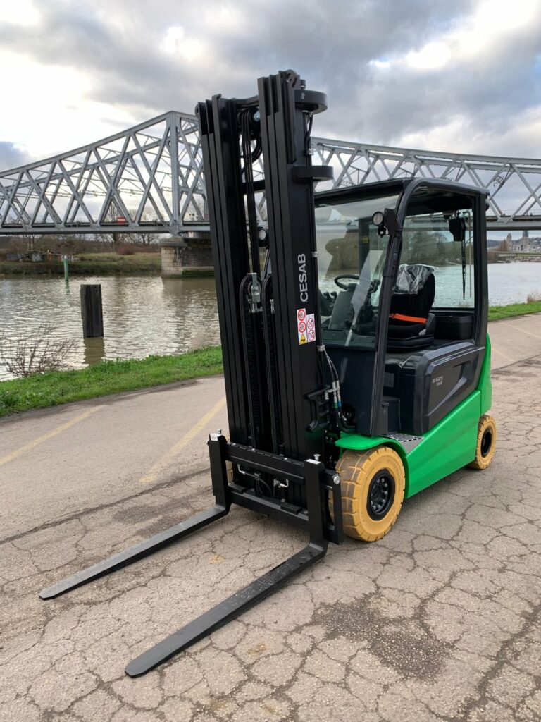 CESAB - B625II - chariot élévateur électrique