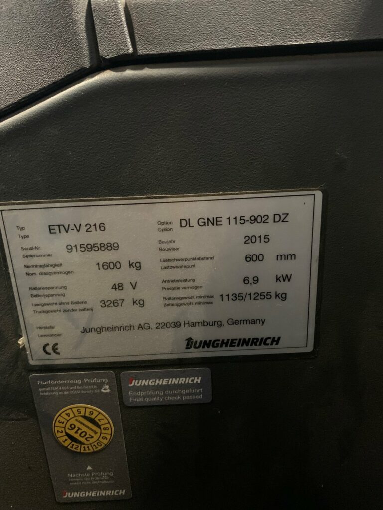 Jungheinrich - ETV 216 - chariot à mât rétractable électrique