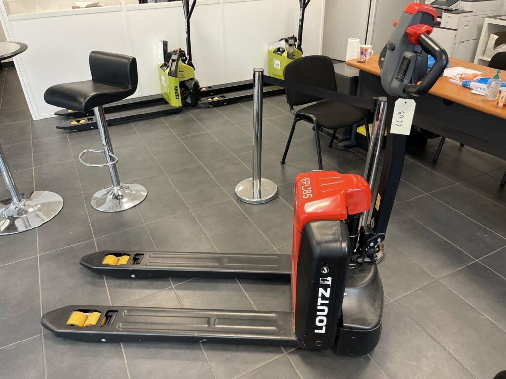 EP Equipment - EPL185 - transpalette électrique