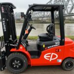 EP Equipment - EFL303 - chariot élévateur électrique