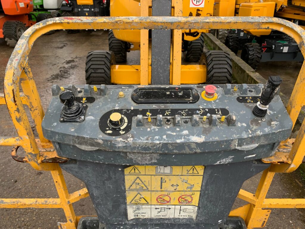 JLG - 450AJ - nacelle articulée