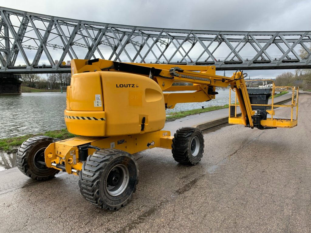 JLG - 450AJ - nacelle articulée