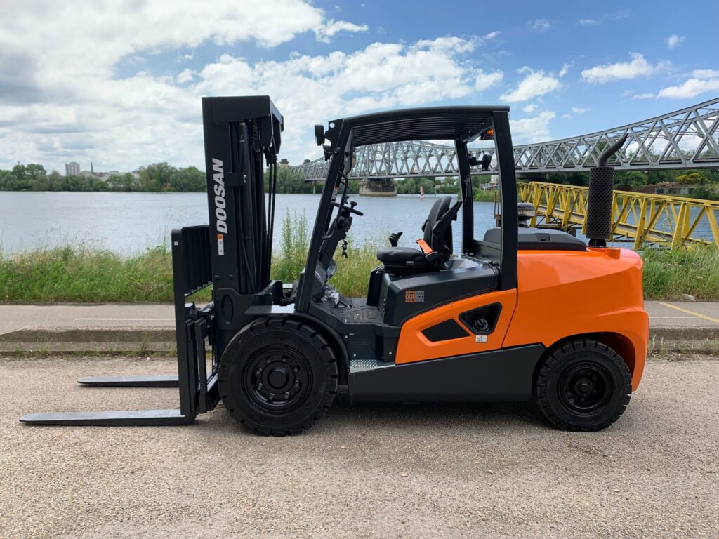 Doosan - D50CS-9 - chariot élévateur diesel