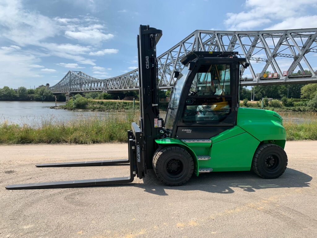 CESAB - B880HII - chariot élévateur électrique