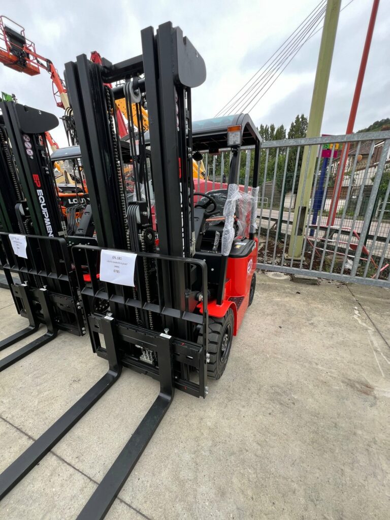 EP Equipment - EFL181 - chariot élévateur électrique
