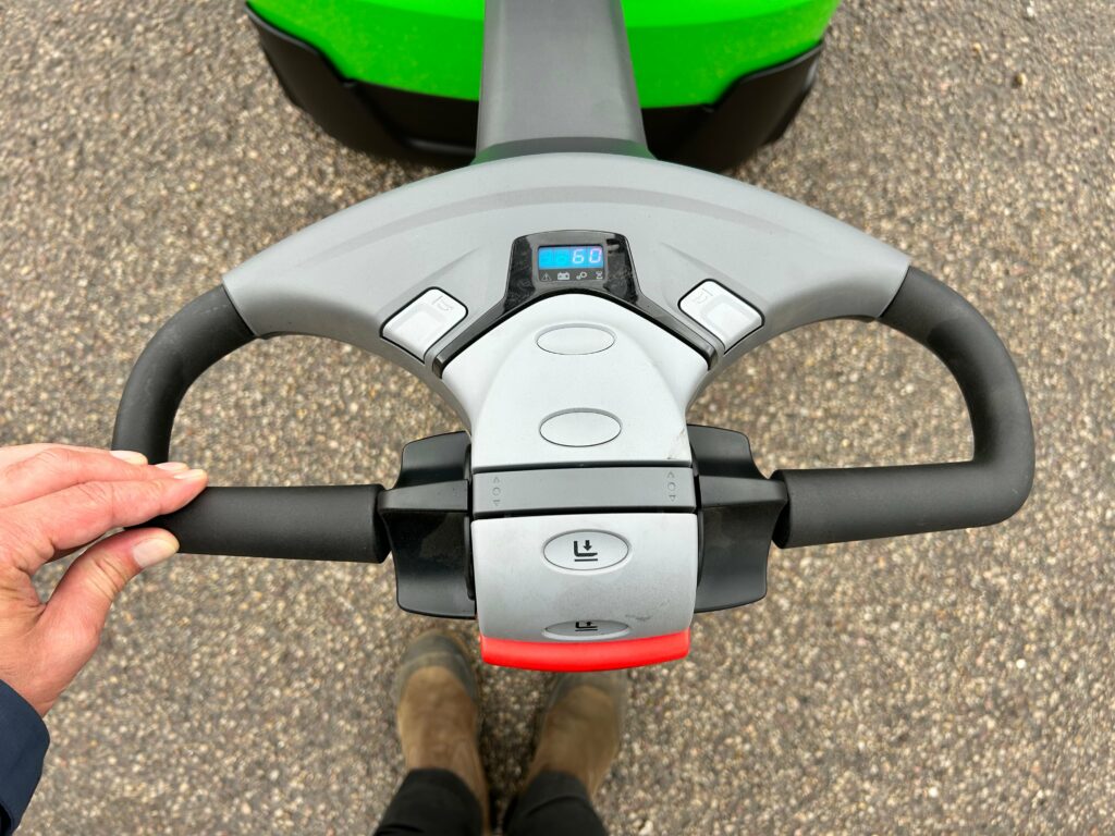 CESAB - S212L- - gerbeur électrique
