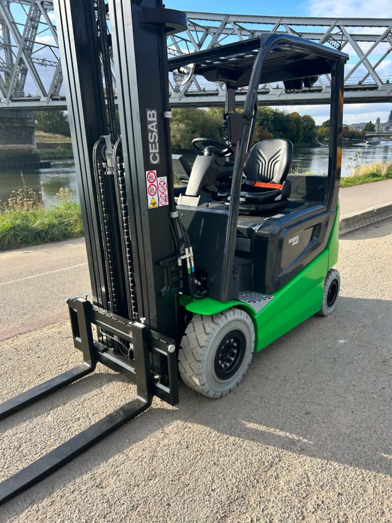 CESAB - B625II - chariot élévateur électrique