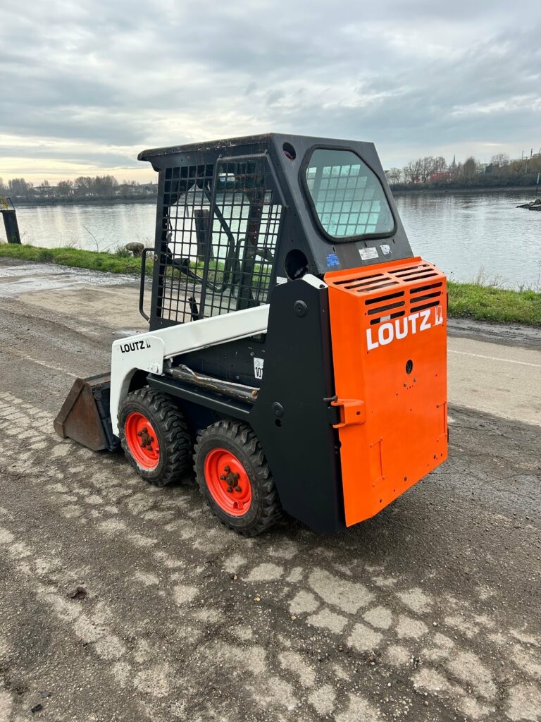 Bobcat - S70 - mini wheeled loader