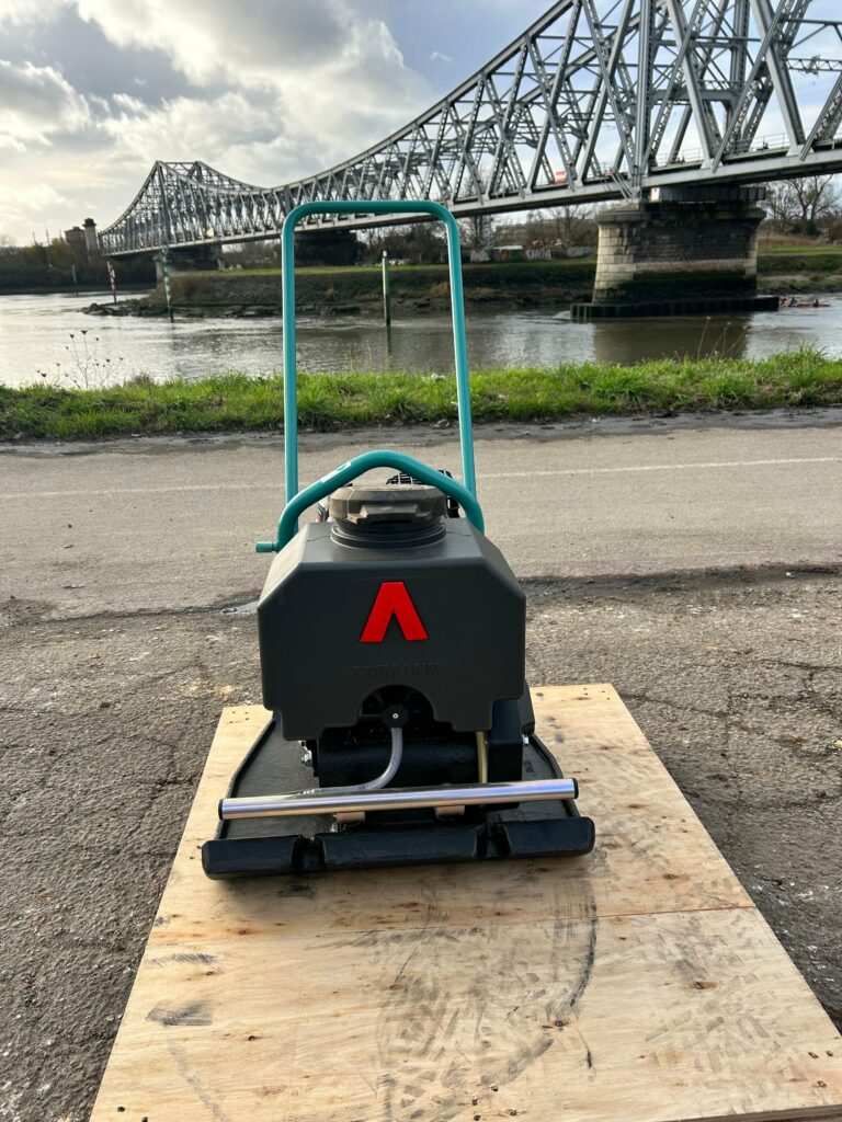Ammann - APF 1250 - plaque vibrante