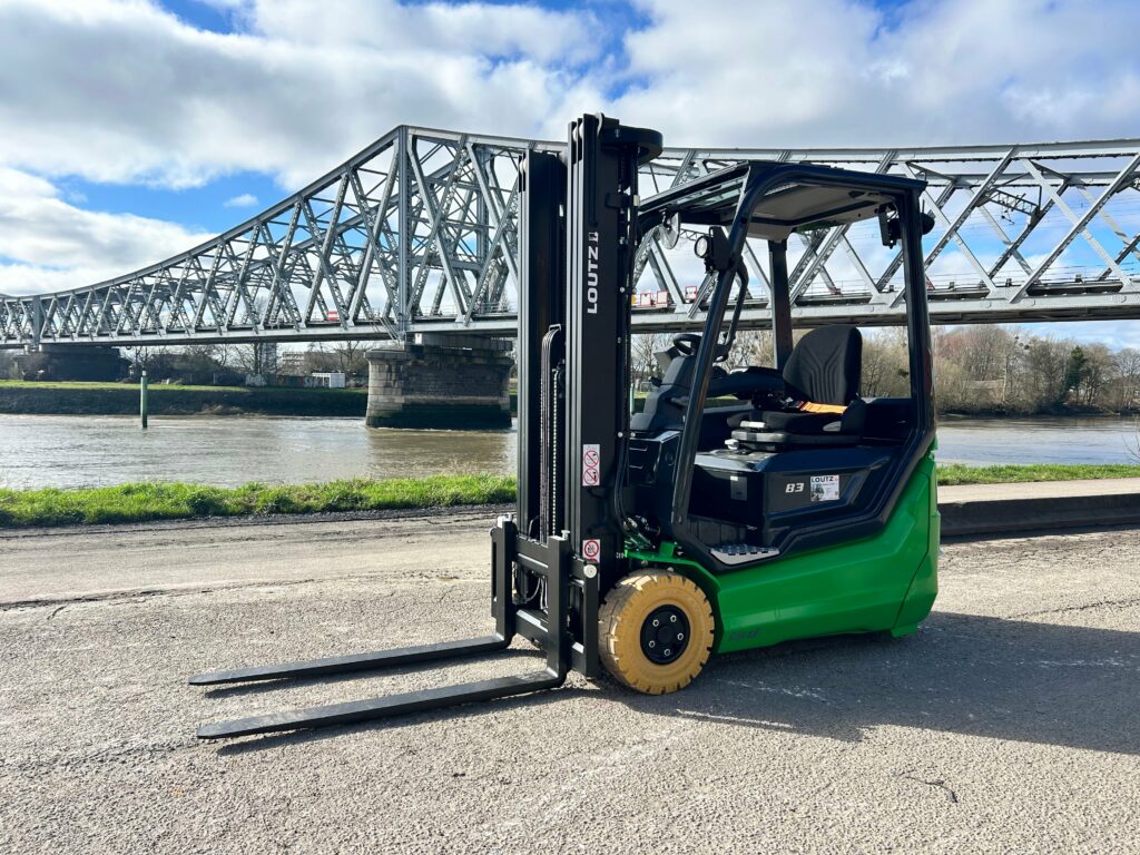 CESAB - B316II - chariot élévateur électrique
