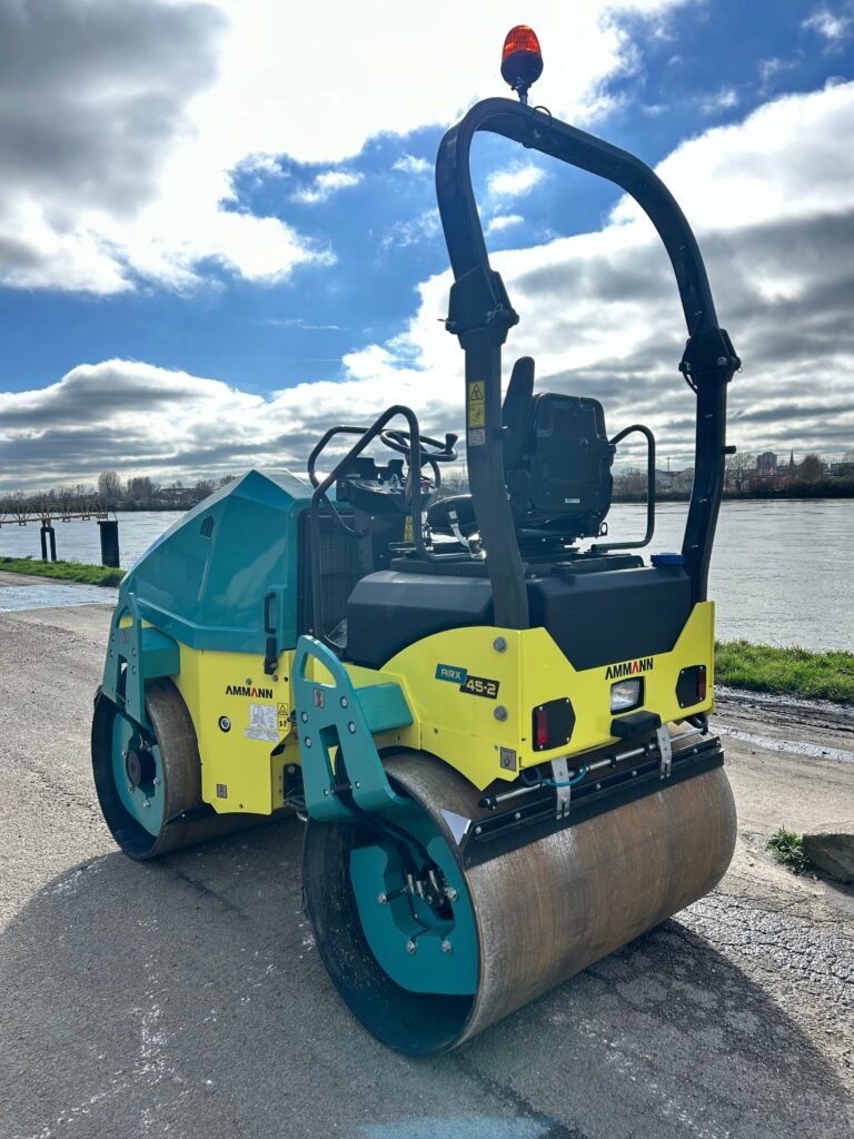 Ammann - ARX 45-2 St V - rouleau compacteur