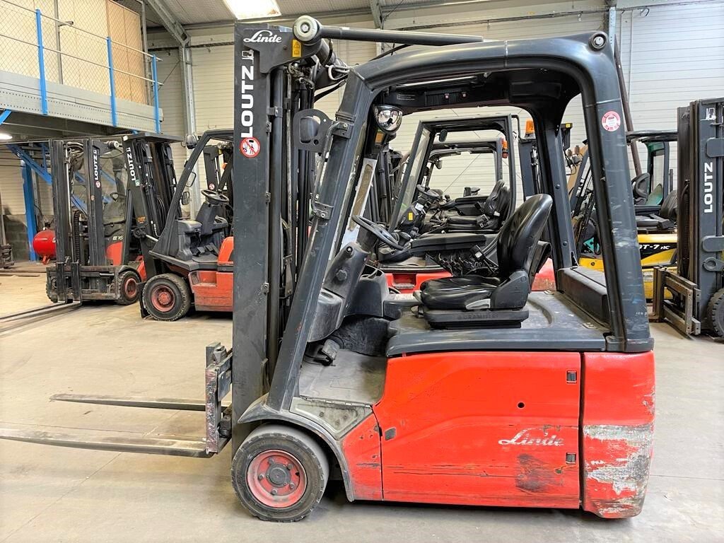 Linde - E16-01 - chariot élévateur électrique