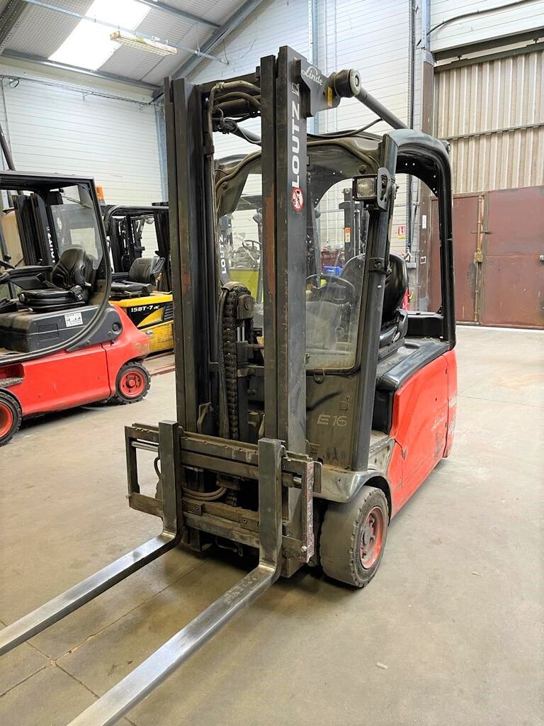 Linde - E16-01 - chariot élévateur électrique
