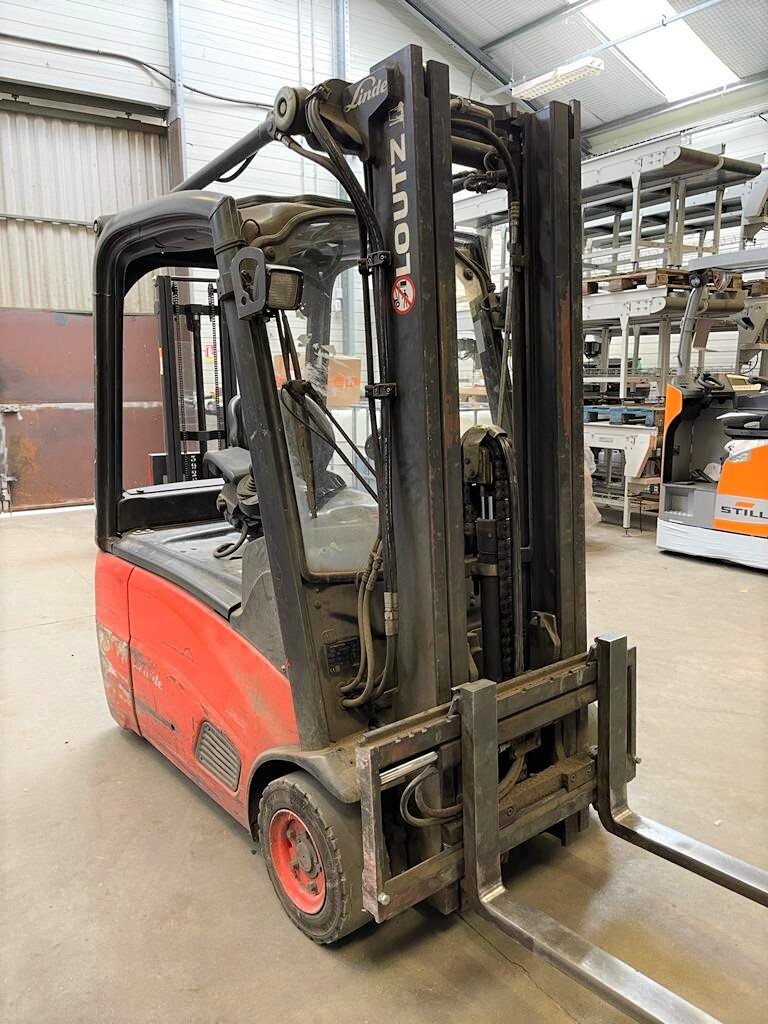 Linde - E16-01 - chariot élévateur électrique