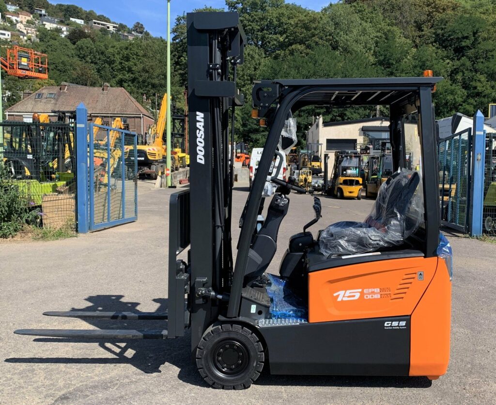Doosan - BT15T7 - chariot élévateur électrique