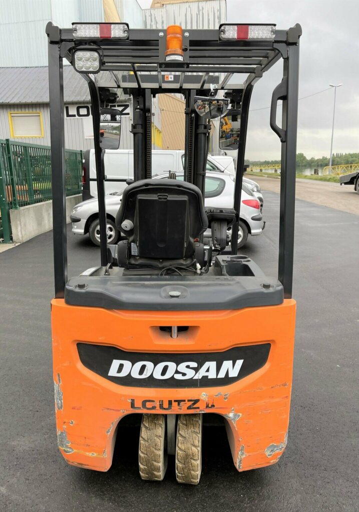 Doosan - B18T-7 - chariot élévateur électrique