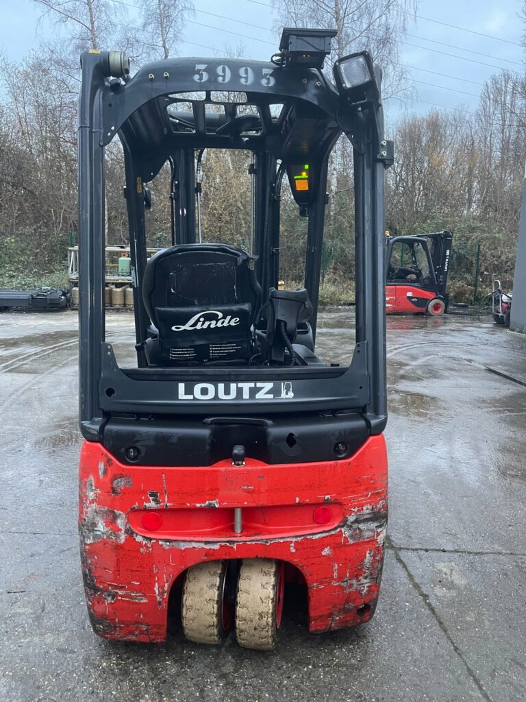 Linde - E16-02 - chariot élévateur électrique