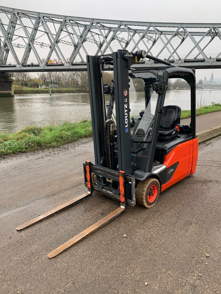 Linde - E16L-02 - chariot élévateur électrique