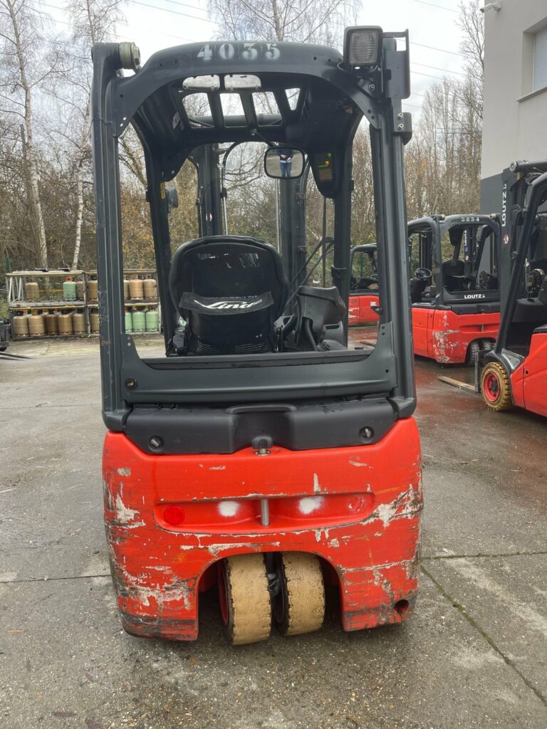 Linde - E18-02 - chariot élévateur électrique