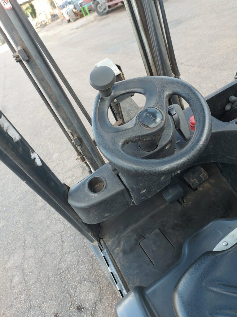 Linde - E16-01 - chariot élévateur électrique