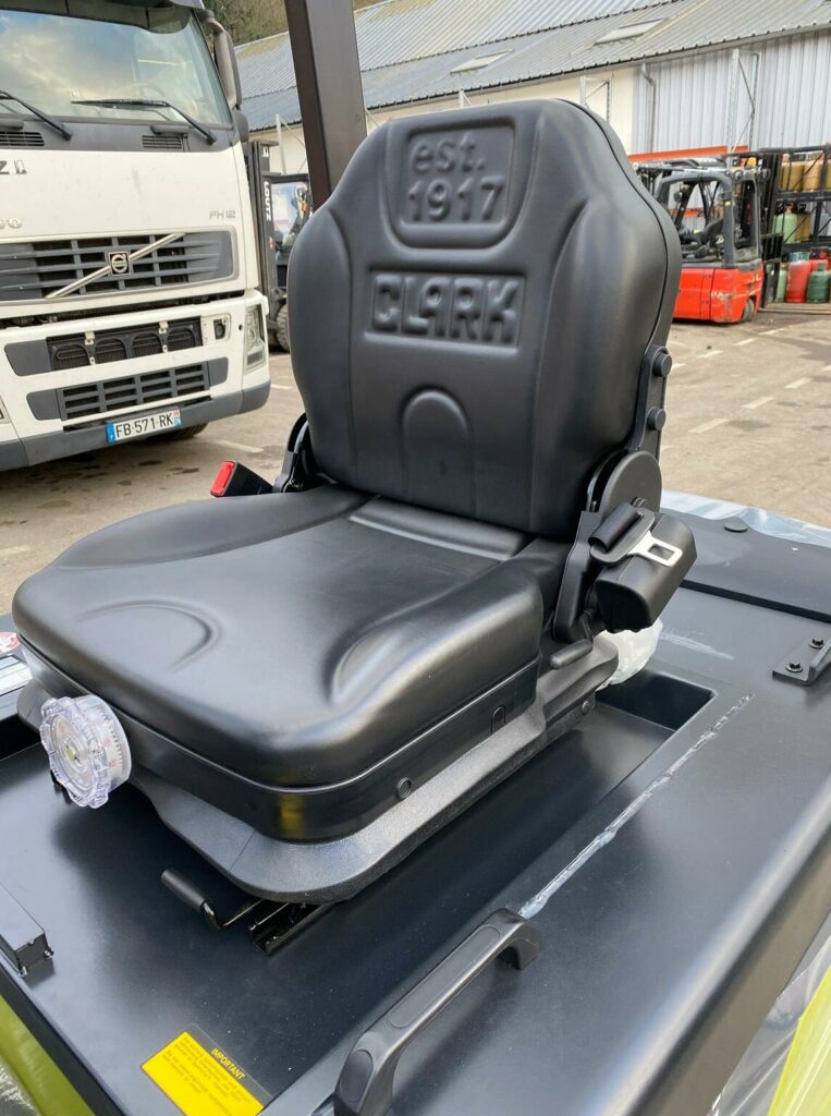 Clark - EPX25I - chariot élévateur électrique