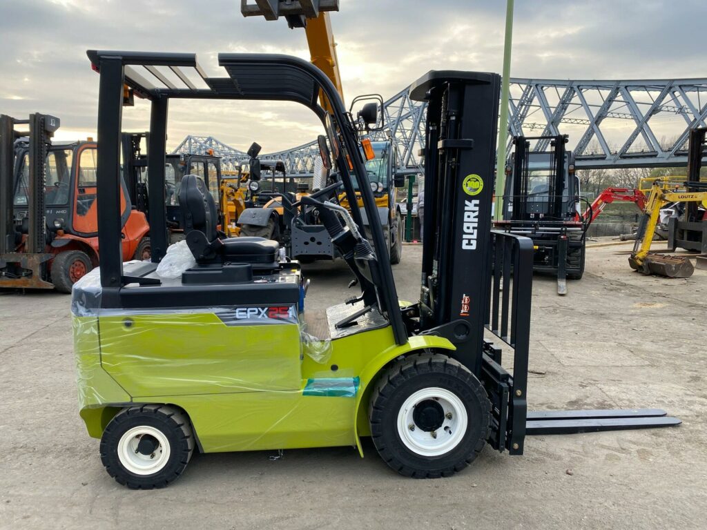 Clark - EPX25I - chariot élévateur électrique