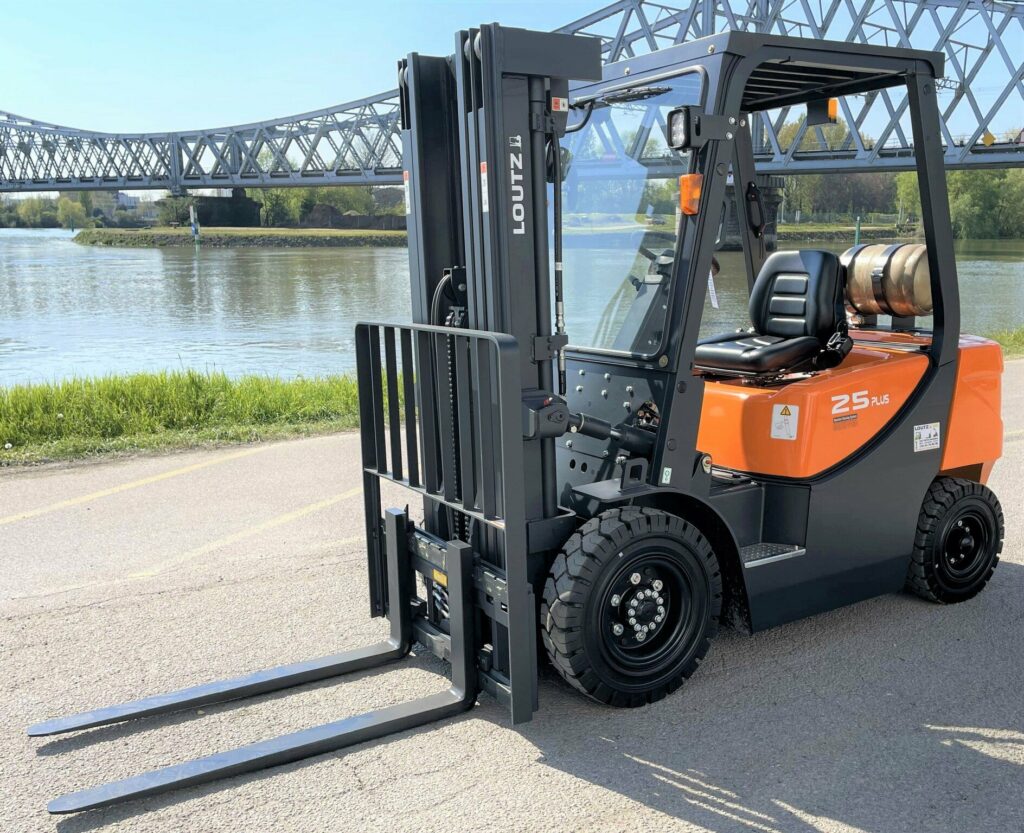 Doosan - G25GP - chariot élévateur gaz