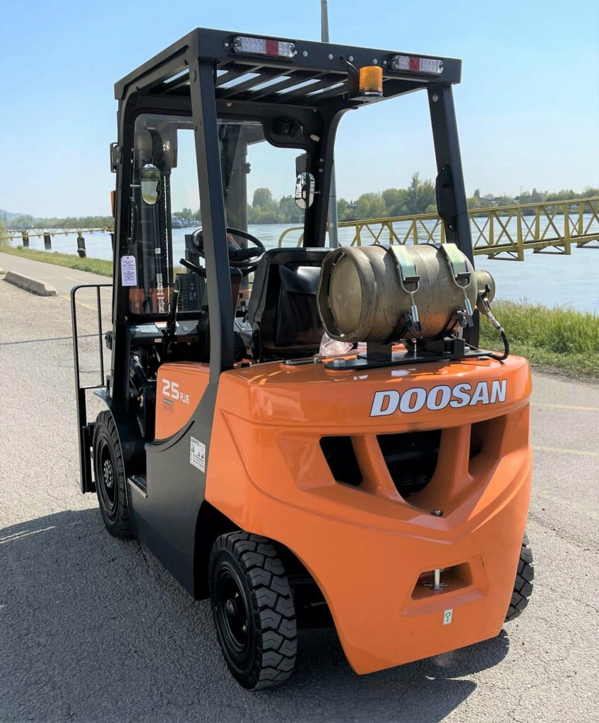 Doosan - G25GP - chariot élévateur gaz