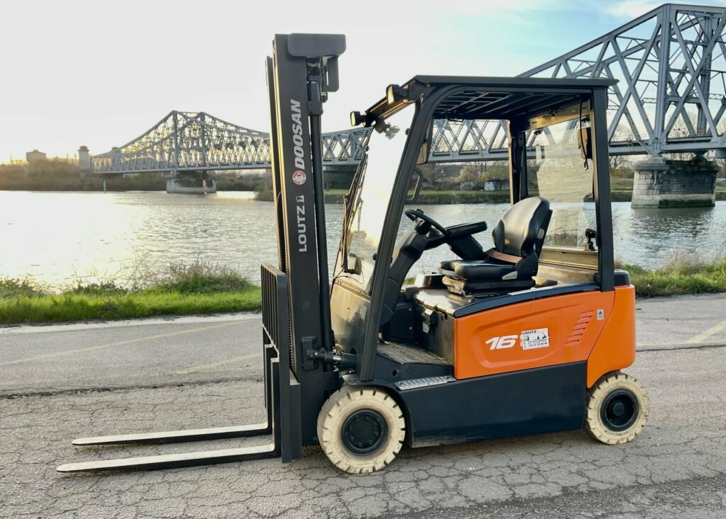 Doosan - B16X-7 - chariot élévateur électrique