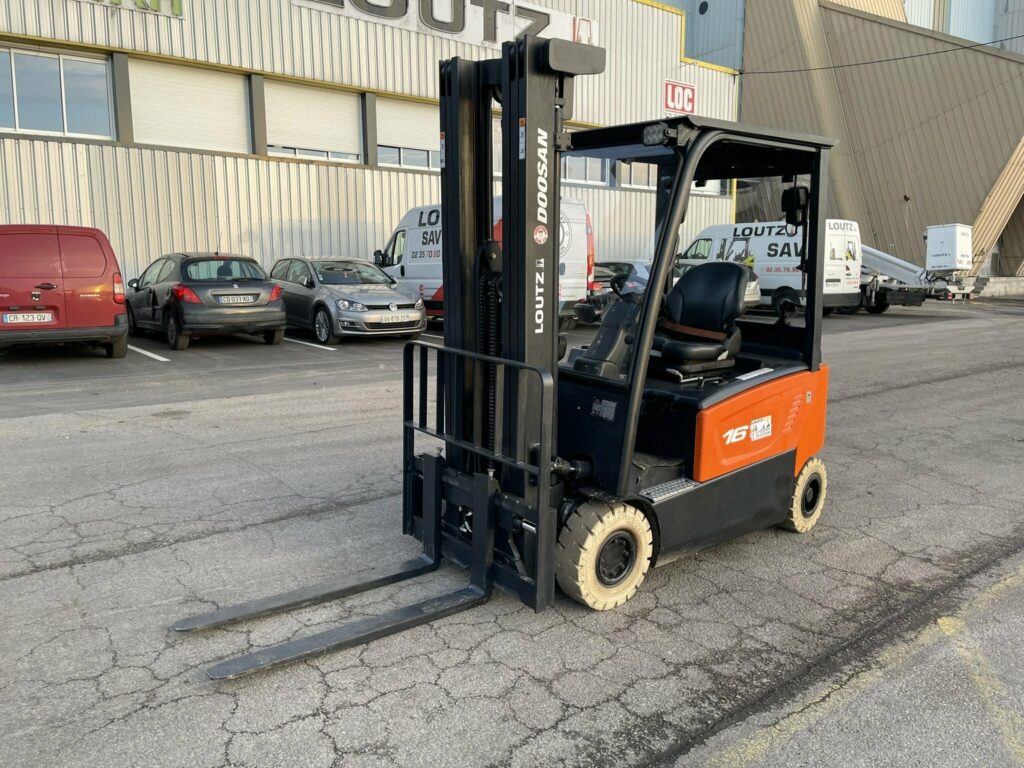 Doosan - B16X-7 - chariot élévateur électrique