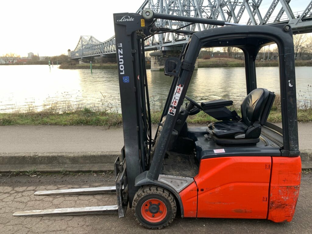 Linde - E16C-00 - chariot élévateur électrique