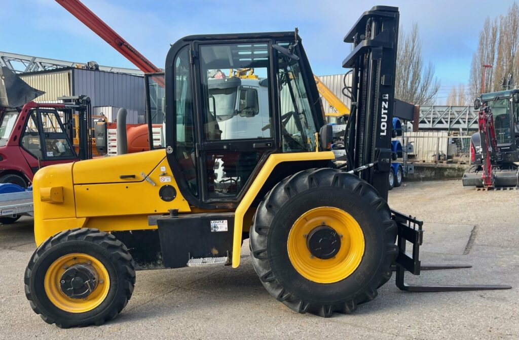 JCB - 930 - chariot élévateur
