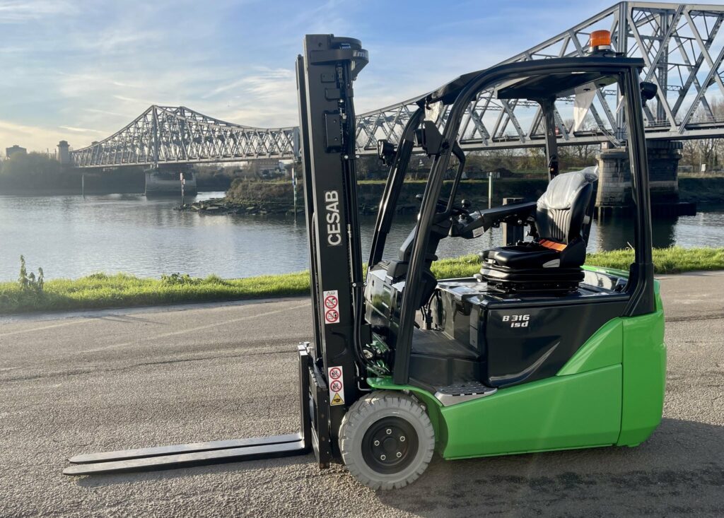 CESAB - B316II - chariot élévateur électrique