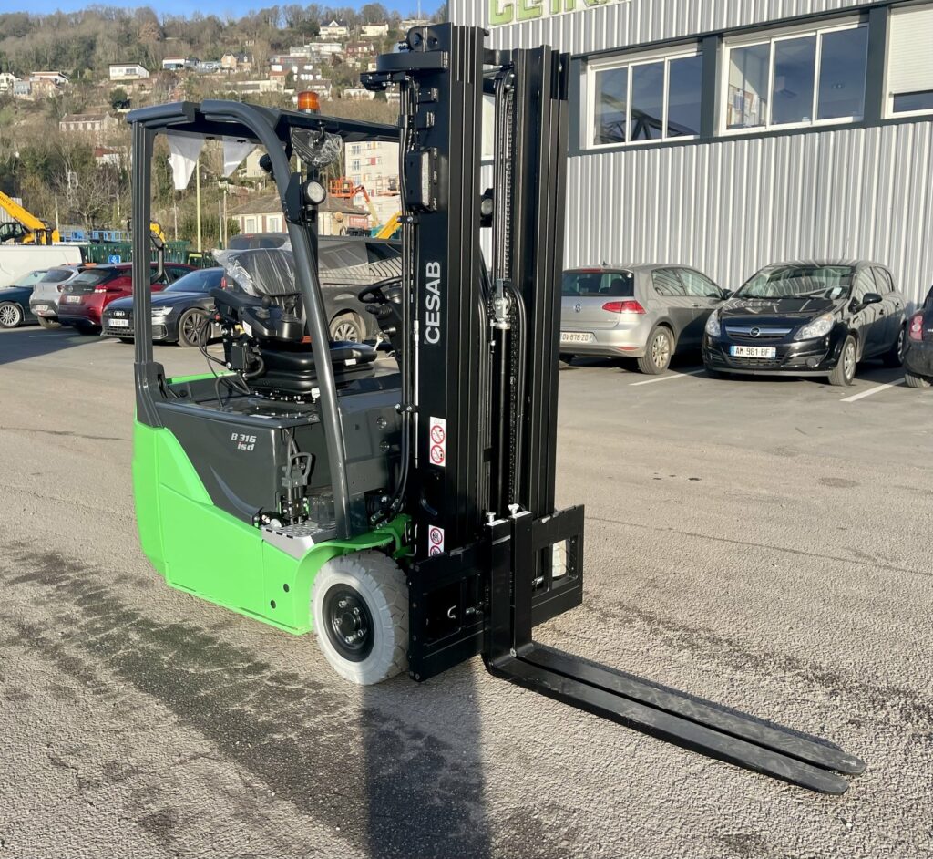 CESAB - B316II - chariot élévateur électrique