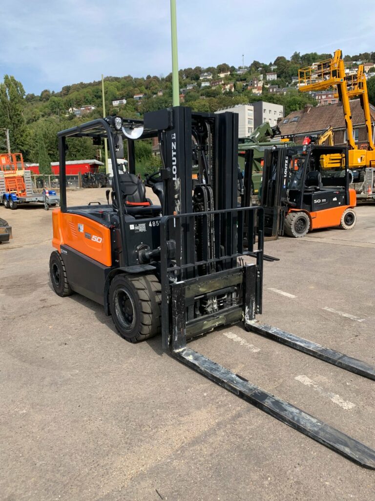 Doosan - B50XC-7 - chariot élévateur électrique