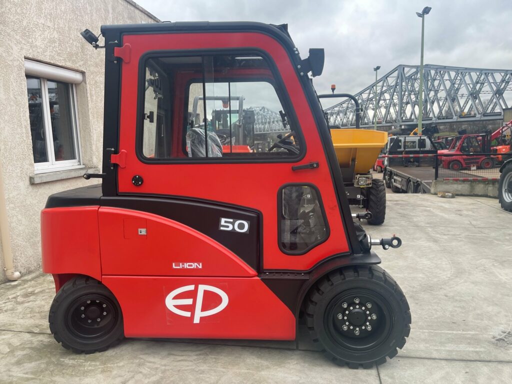 EP Equipment - CPD50F8 - chariot élévateur électrique