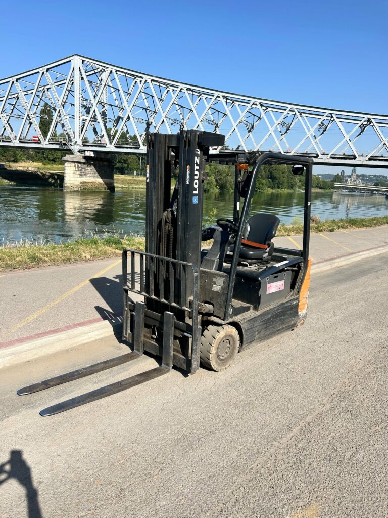 Doosan - B18T-7 - chariot élévateur électrique