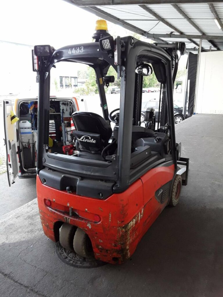 Linde - E16-02 - chariot élévateur électrique