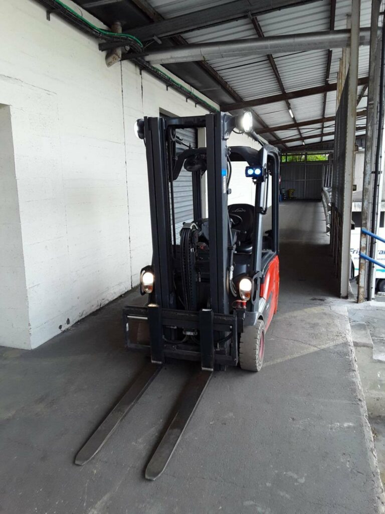 Linde - E16-02 - chariot élévateur électrique