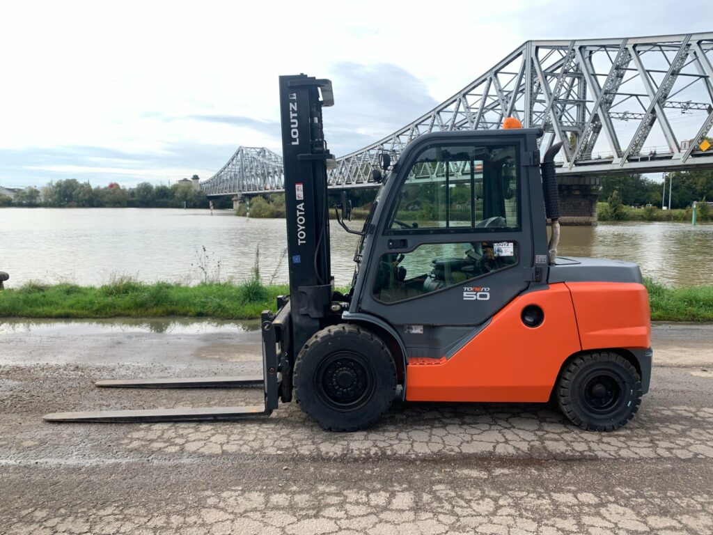 Toyota - 40-8FD50N - chariot élévateur diesel