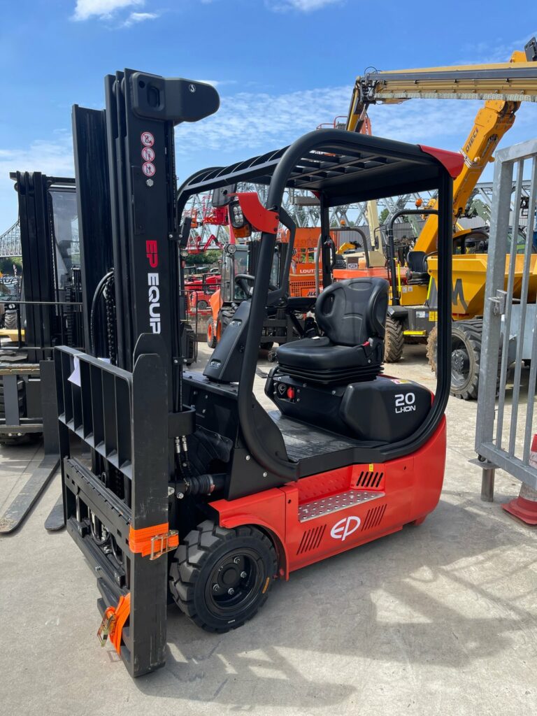 EP Equipment - TDL201 - chariot élévateur électrique