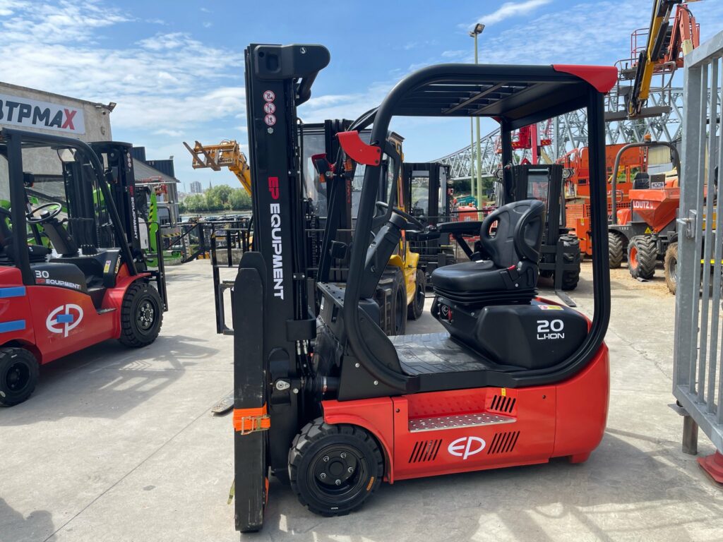 EP Equipment - TDL201 - chariot élévateur électrique